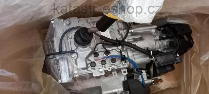 MITSUBISHI 3242A052 Přenos