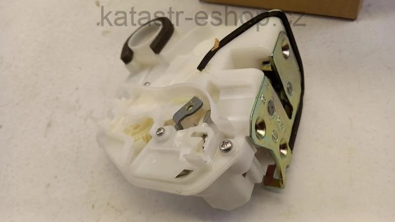 MITSUBISHI 5715A578 Tělo