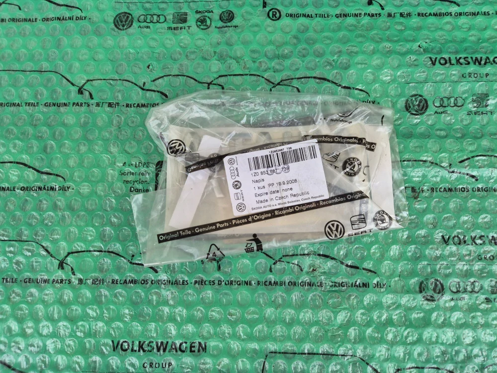 Nápis "OCTAVIA" Škoda Octavia II (1Z) 1Z0853687 739,   Nový originální díl, odeslání 4-8dní