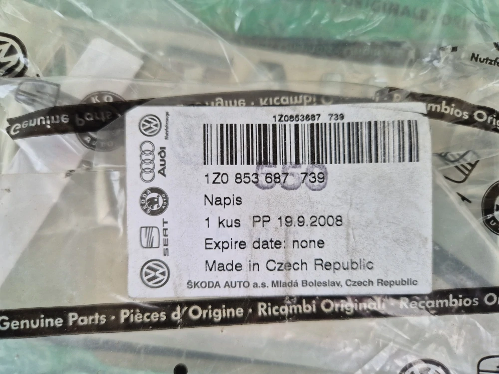 Nápis "OCTAVIA" Škoda Octavia II (1Z) 1Z0853687 739,   Nový originální díl, odeslání 4-8dní